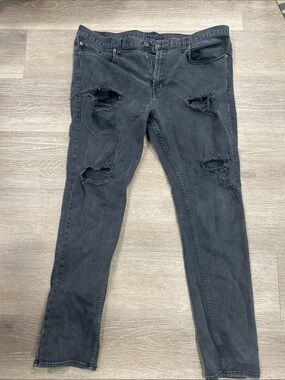Black Ripped Men’s Jeans